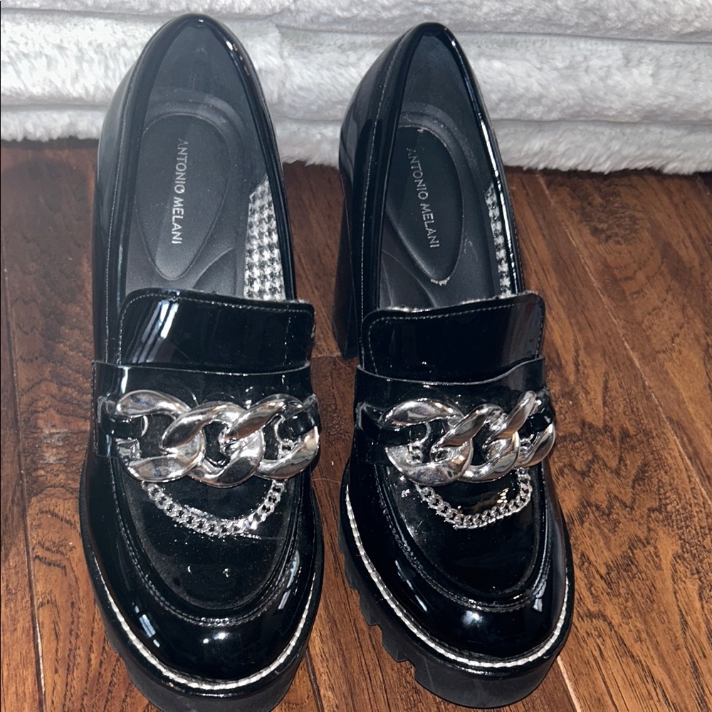 ANTONIO MELANI Glossy Black Loafers with Silver Chain